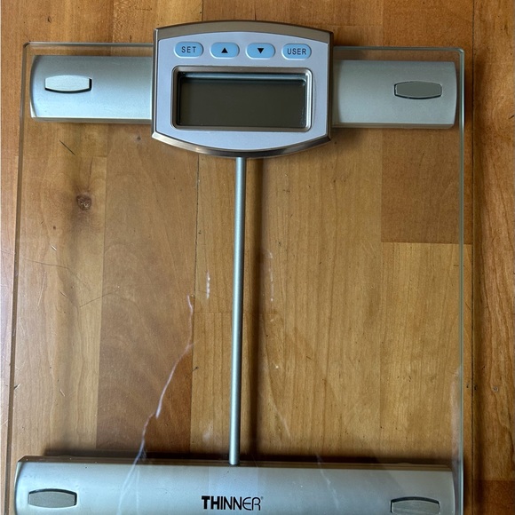 Thinner model TH 313 digital tempered glass bathroom scale. 11” W 13” L 1 1/2” H - Picture 1 of 5